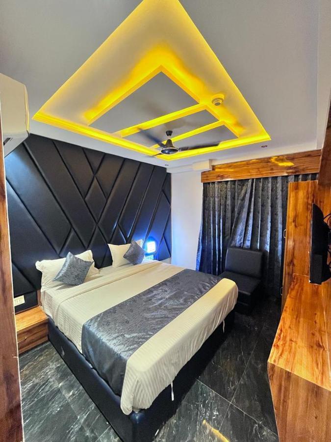 Hotel Palak Villa Ахмедабад Екстер'єр фото