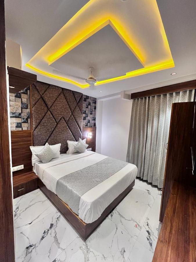 Hotel Palak Villa Ахмедабад Екстер'єр фото